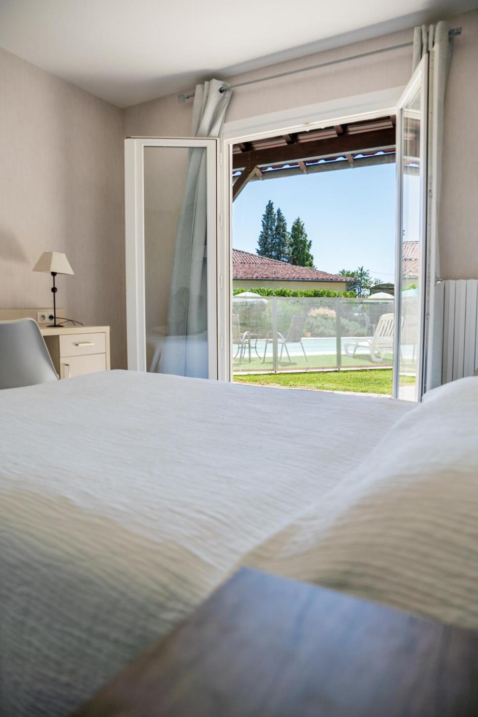 Le Relais Des Tuileries Hotell Sereilhac Eksteriør bilde